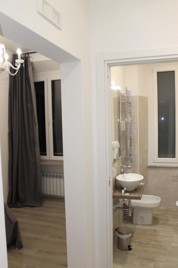 Inside Roma Rooms Eksteriør bilde